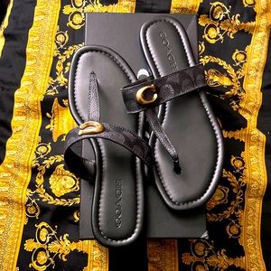 Jessi Sig charcoal Black Sandal’s 8.5 in size